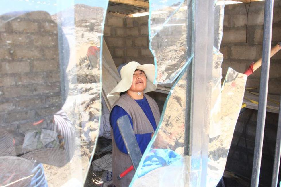 Invasores queman 50 casas en Hunter (fotos)