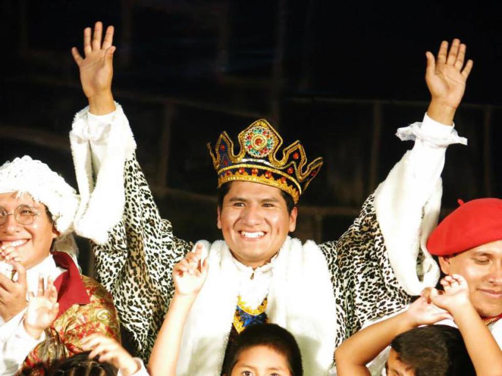 Este sabado en el Orfeon Las ropas nuevas del rey PERU CORREO