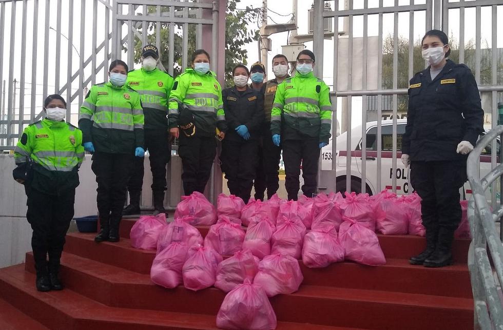 Agentes de Comisaría de la Familia compran víveres para las familias pobres