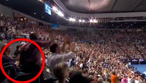 ​El milagro de Roger Federer: levantó a hombre de su silla de ruedas