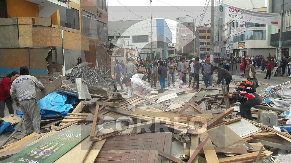 ​San Juan de Miraflores: Desalojan comerciantes que ocuparon pistas