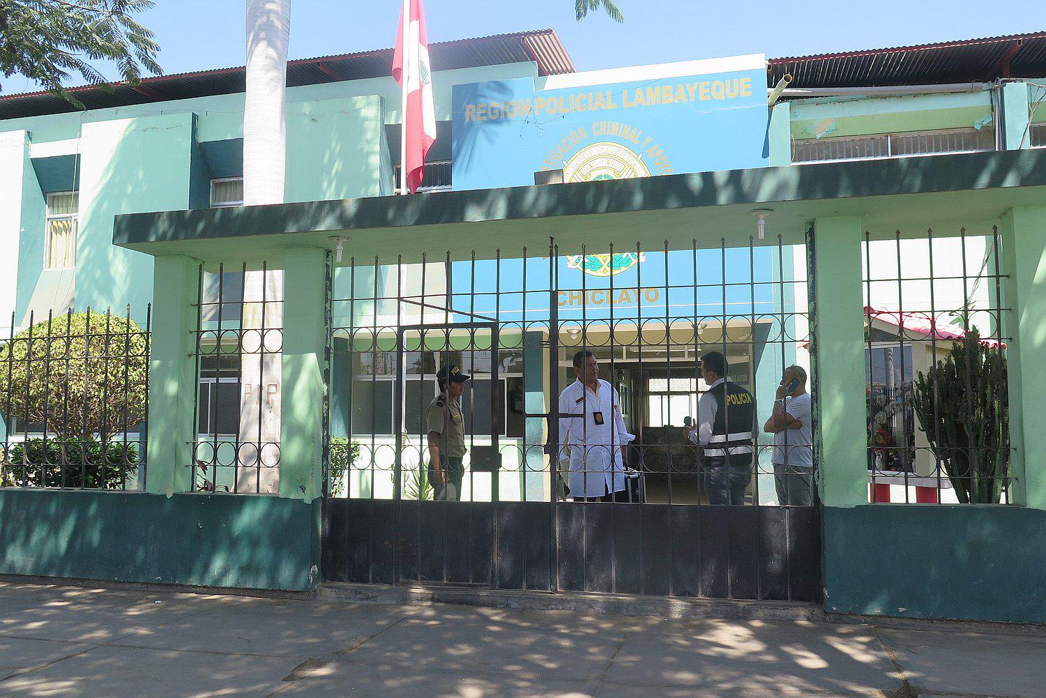 Extorsionadores piden un millón de soles a empresario transportista