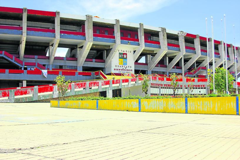 Estadio Huancayo no logra mejorar para conseguir licencia 