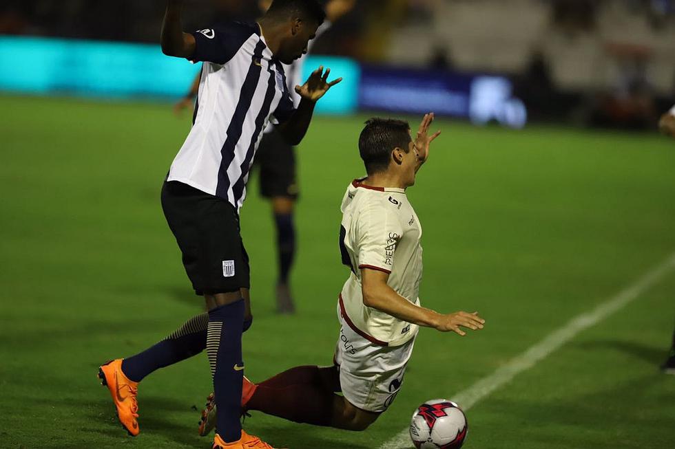 Alianza Lima y Universitario protagonizaron una nueva edición del Clásico en Matute