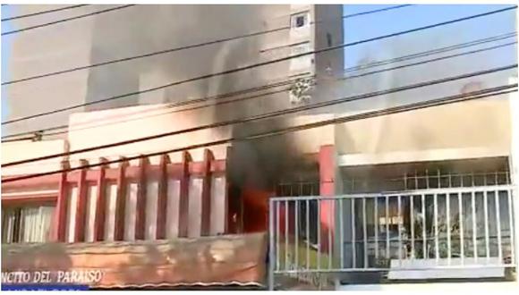 Miraflores: reportan incendio en un inmueble de la av. República de Panamá (VIDEO)