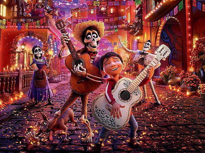 Luis Gómez Jaramillo,  la voz de “Coco”  llega a Arequipa