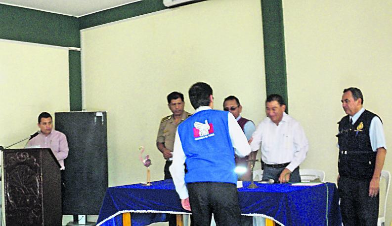 Serenazgo sin fronteras en Pisco