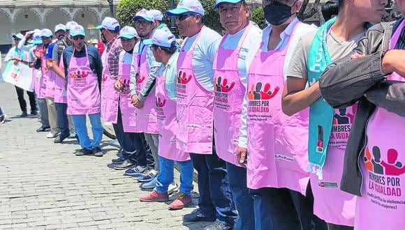 Programa de Hombres por la igualdad se relanzó en Arequipa tras la pandemia del coronavirus.  Ochenta varones dan apoyo para eliminar violencia. (Foto: GEC)