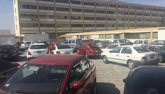 Grave peligro en vías de evacuación del hospital Hipólito Unanue