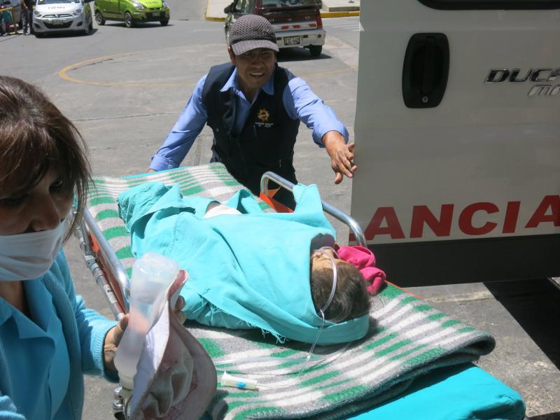 Camioneta aplastó a niña en granja