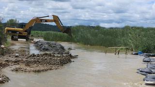 Piura: Primer tramo de descolmatación del río Piura en un 60% de avance