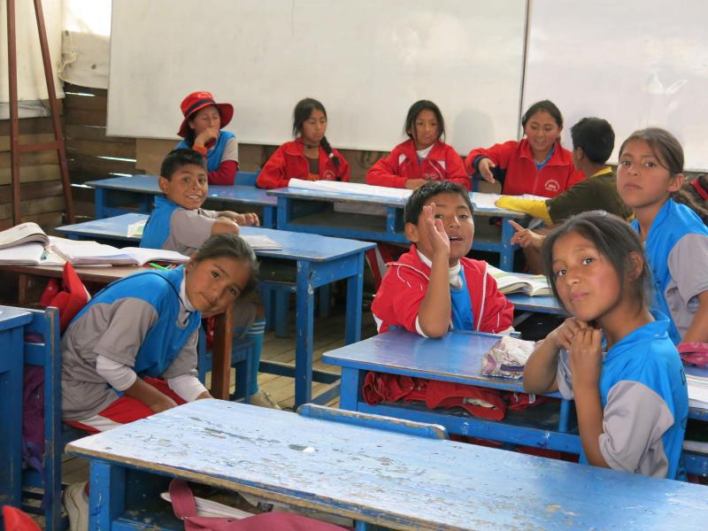 Cinco mil niños pobres se quedan  sin desayuno escolar