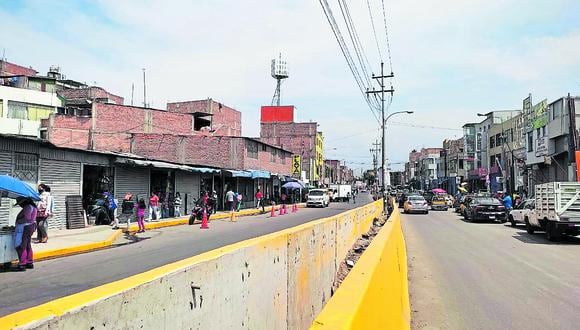 Obra que ejecuta la MPA en la avenida Vidaurrazaga no tiene fecha de culminación. (Foto: GEC)