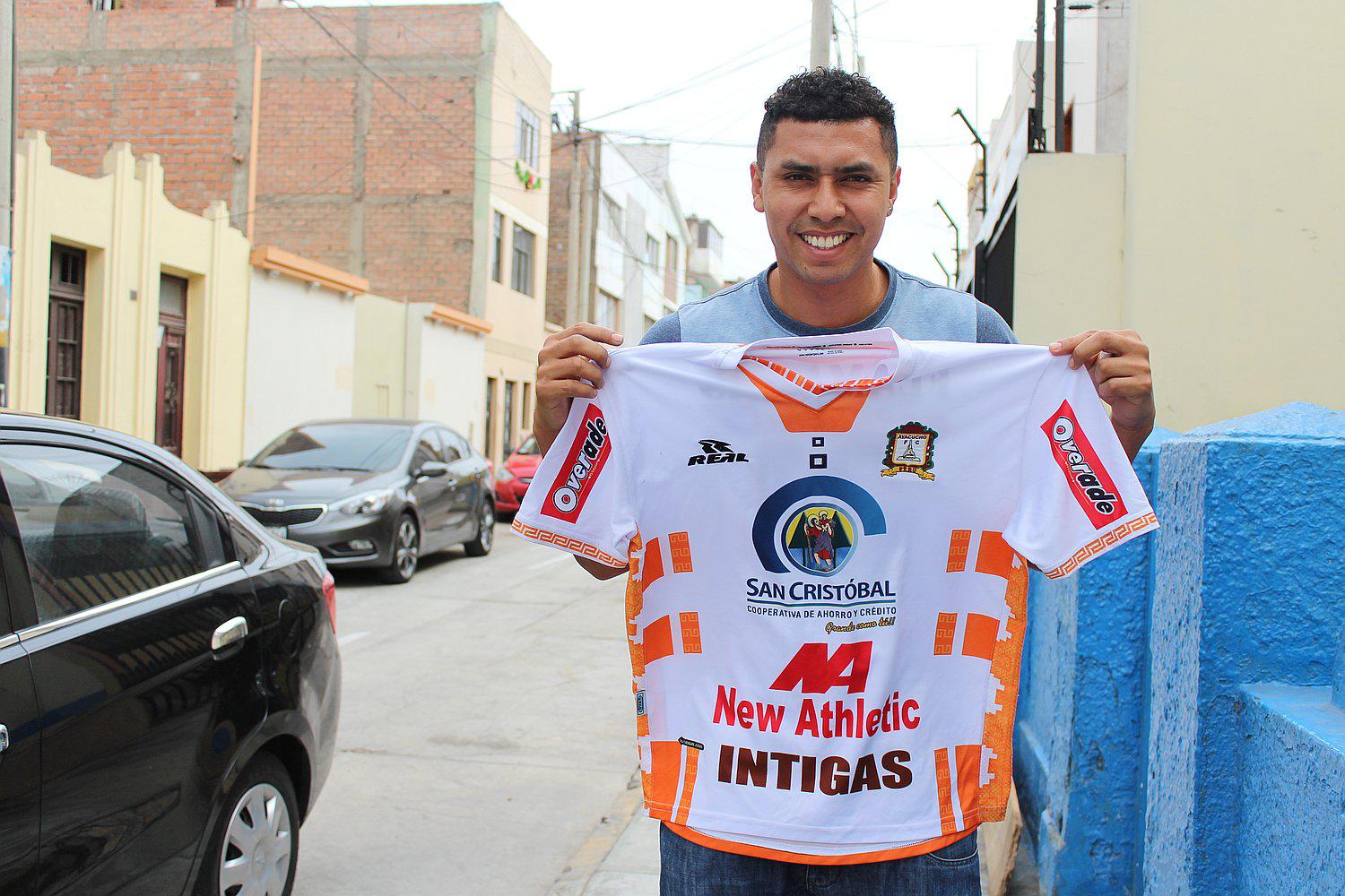 Kahn es el nuevo refuerzo de Ayacucho FC