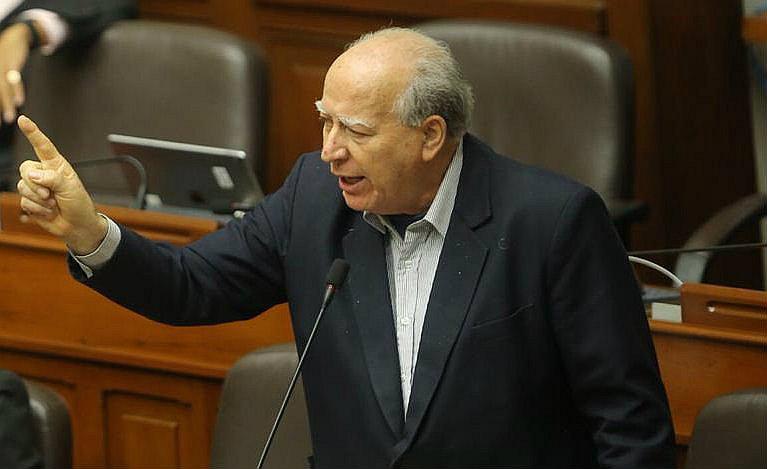 Mesa Directiva deja sin efecto recomendación de suspensión de 120 días para Manuel Dammert