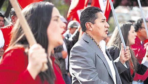 Crisis en Nuevo Perú por alianza entre Verónica Mendoza y Vladimir Cerrón