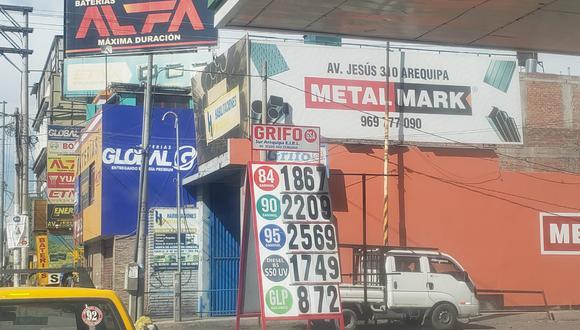 ¿En qué grifos de Arequipa se puede encontrar el combustible más barato? Encuentra en esta nota los precios más bajos de los combustibles como gasolinas, GLP (balón de gas doméstico), diésel y petróleo. (Foto: GEC)