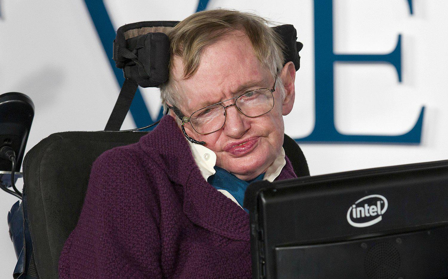 Stephen Hawking: "El hombre tiene 100 años para abandonar la Tierra"