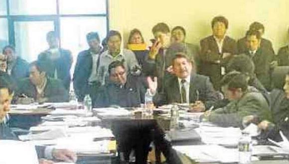 Gobierno Regional Puno: Directores de Redess abandonaron sesión aduciendo agresión