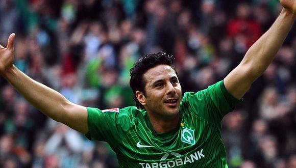 Claudio Pizarro volvió al gol en el empate del Werder Bremen 