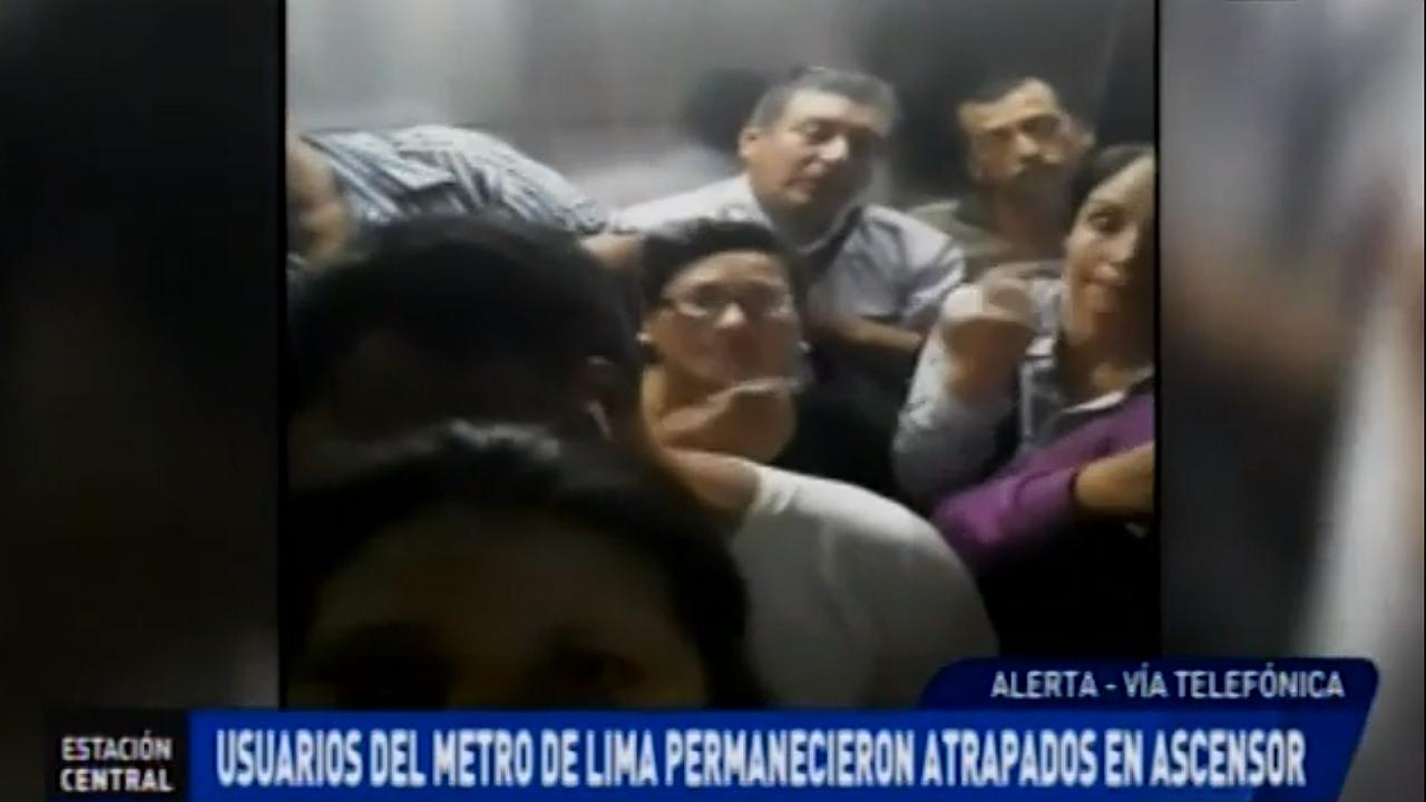 Metro de Lima: Pasajeros excedieron capacidad en ascensor y quedaron atrapados por varios minutos
