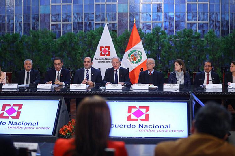 PPK culpa a Odebrecht y El Niño costero por bajo PBI
