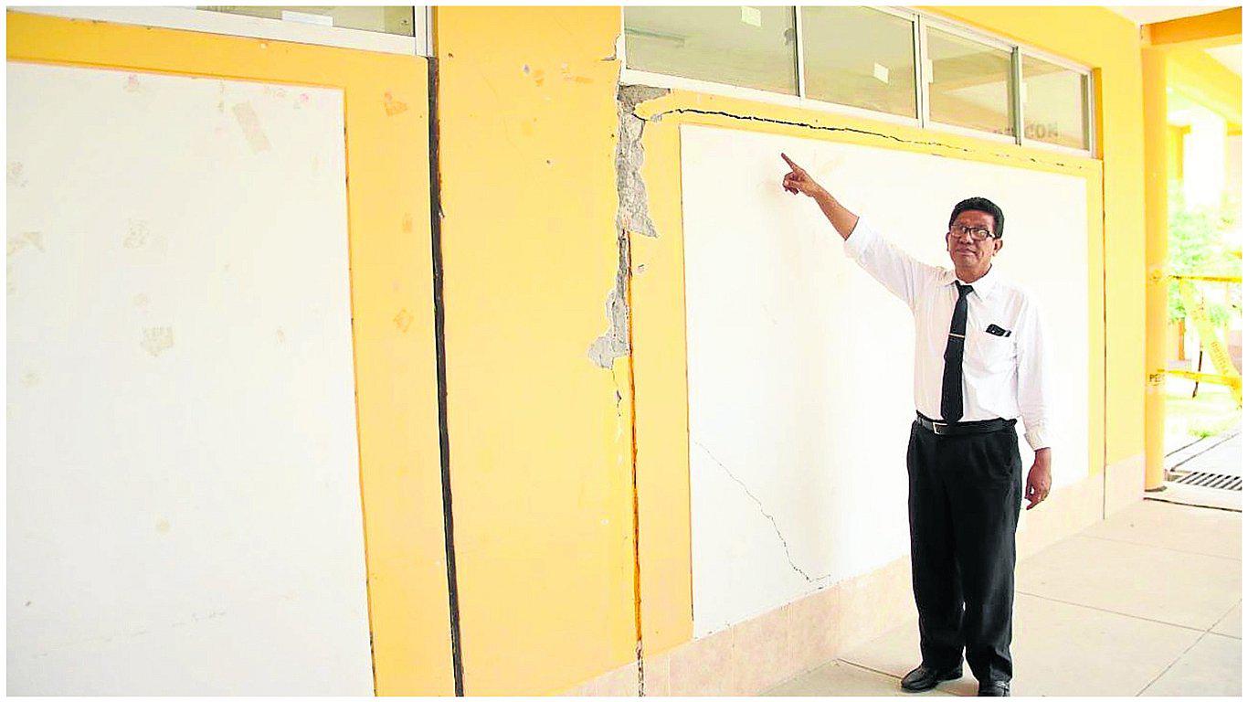 Pabellón nuevo a punto de colapsar en colegio Ildefonso Coloma 