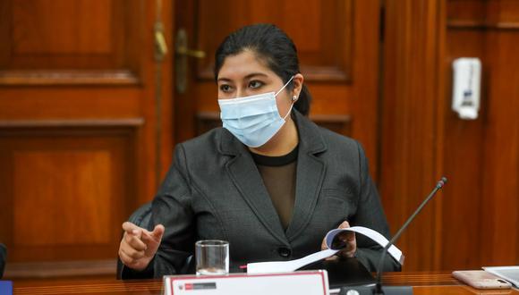 Betssy Chávez es ministra de trabajo también integra la bancada de Perú Democrático. (Foto: archivo MTPE )