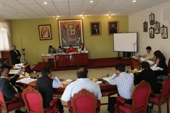 Concejo ratifica no vacar a la regidora Florinelda Escobar