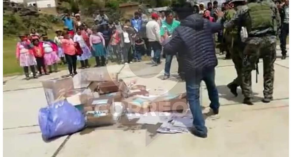 Elecciones 2018 pobladores queman votos y exigen nuevas elecciones en