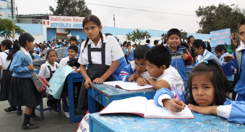 Calendario argentino escolar 2018 con pajaritos para imprimir