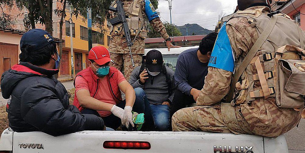 Imponen 250 multas a personas que caminaban sin motivo aparente en Cusco