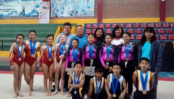 Gimnastas de Tacna se bañaron de oro en la macrorregional de los JDEN 2016