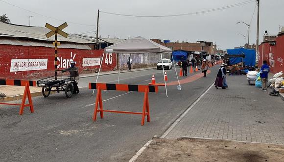 ​Feriantes de la cachina se instalan en calles de Gregorio Albarracín pese a emergencia sanitaria