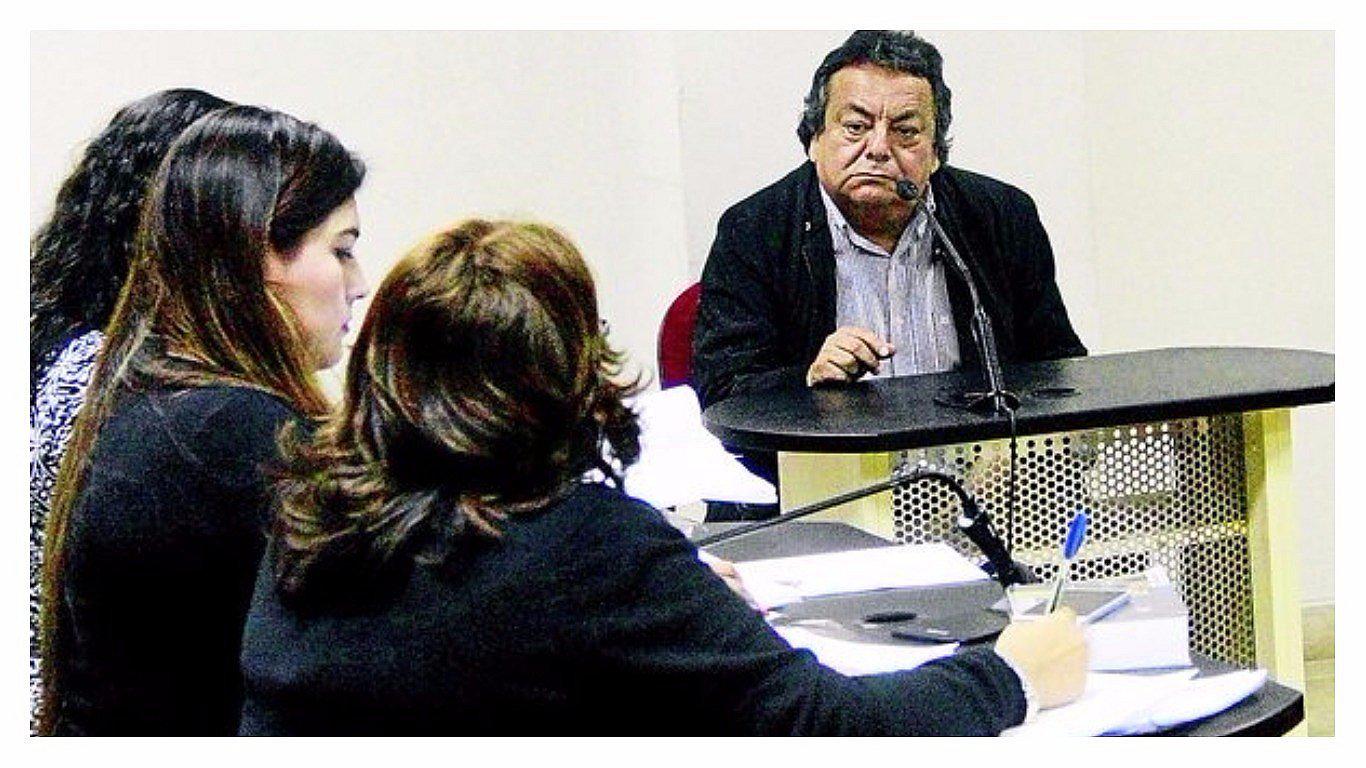 "Plata como cancha": De testigos a investigados por “blindar” a César Acuña