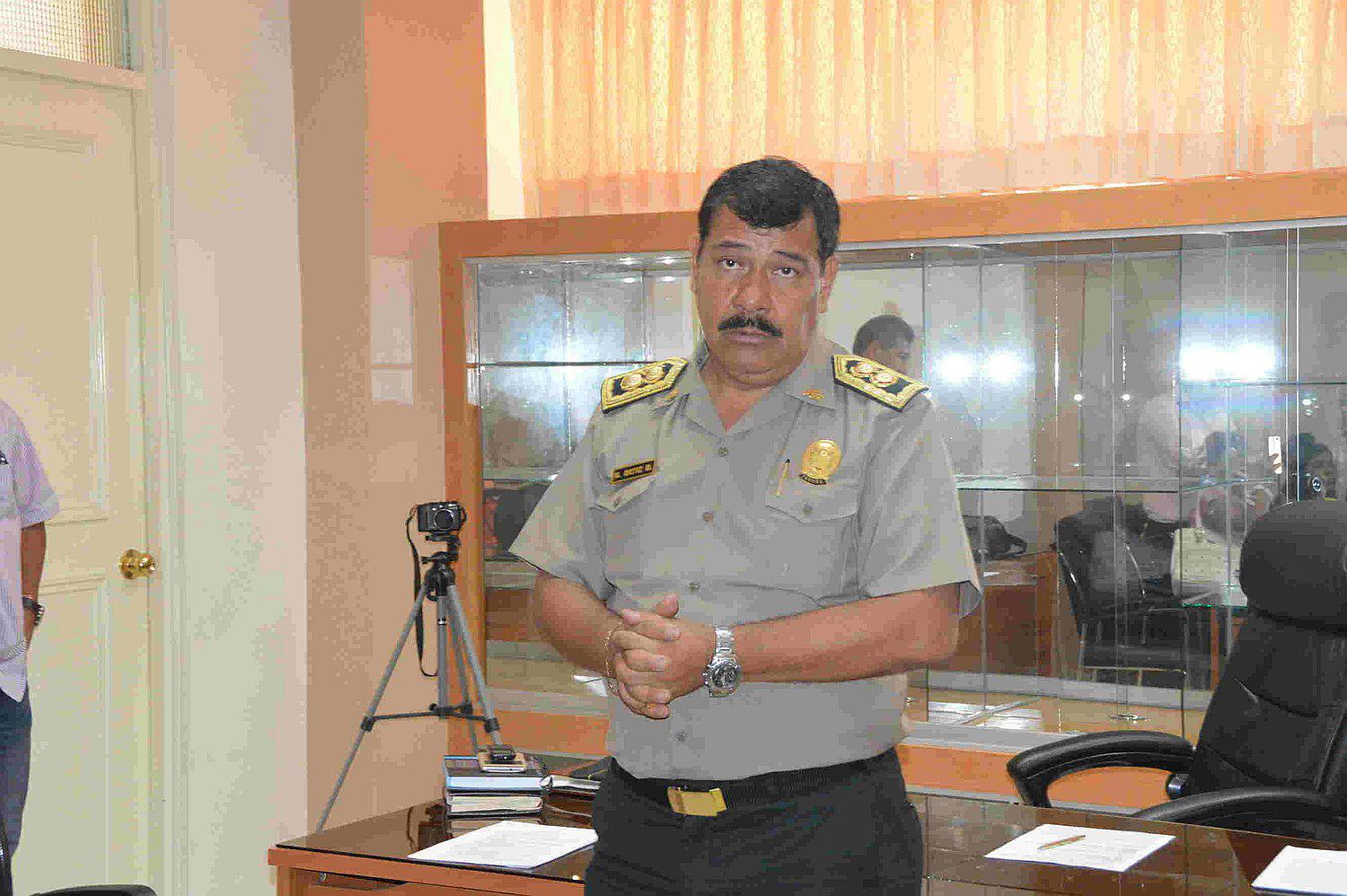 Chiclayo: General PNP anuncia investigación por golpiza a congresista Virgilio Acuña