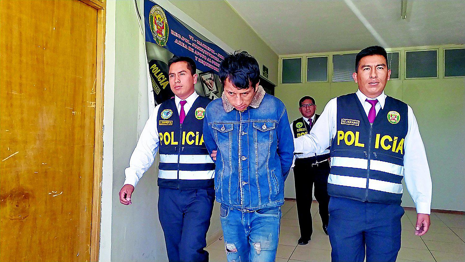 Sujeto rompe una botella de vidrio en la cabeza de su pareja y le desfigura el rostro