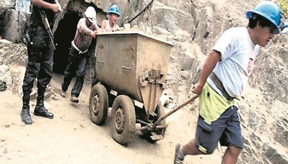 Aceleran permisos de inversión minera en Puno 