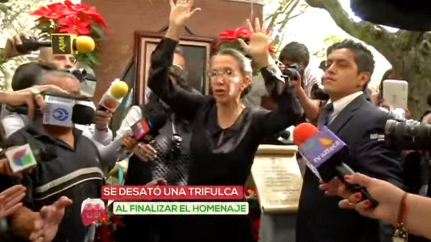​Chespirito: Florinda Meza ‘estalla’ tras destrucción en tumba de su esposo (VIDEO)
