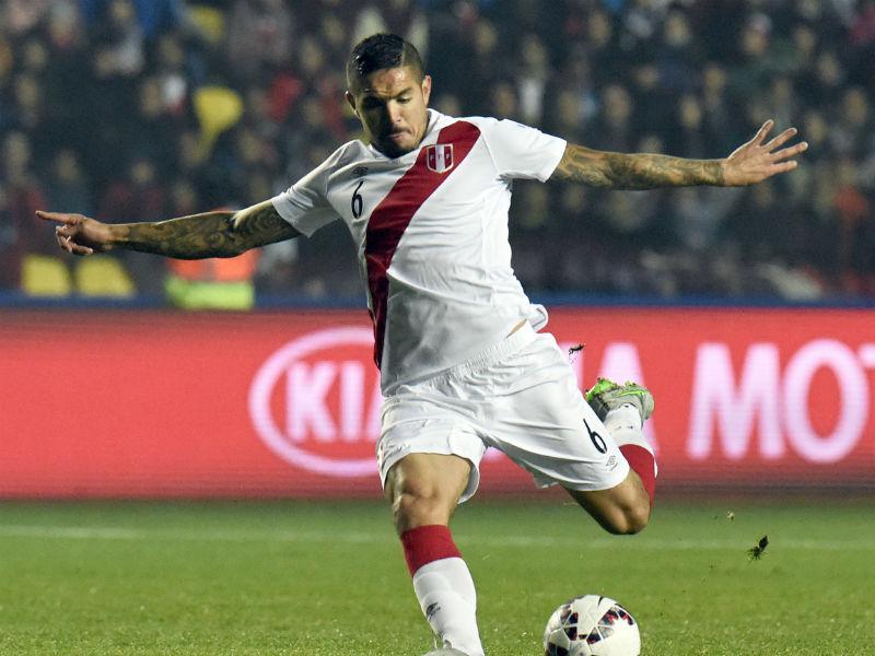 Juan Vargas: "No se me pasa por la cabeza renunciar a la selección"