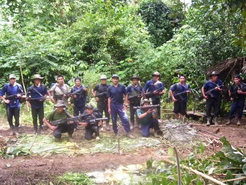 Narcoterroristas incendian maquinaria de consorcio vial en Ayacucho