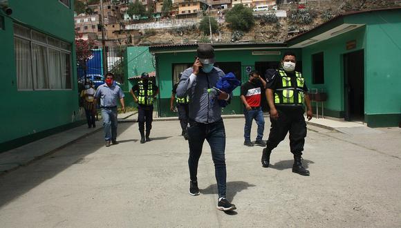 Serenos detienen a dos falsos trabajadores municipales de Amarilis