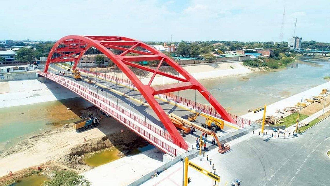 Presidente Martín Vizcarra inaugura hoy  el puente Juan Pablo II