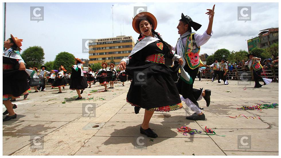 Huancayo retumbó con el Día del Huaylarsh (FOTOS Y VIDEO)