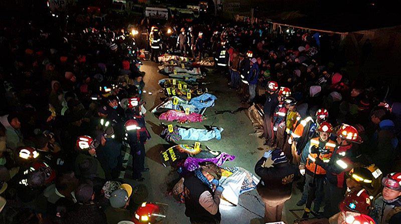 ​Tragedia en Guatemala: tráiler atropella a multitud y deja al menos 30 muertos (FOTOS y VIDEOS)