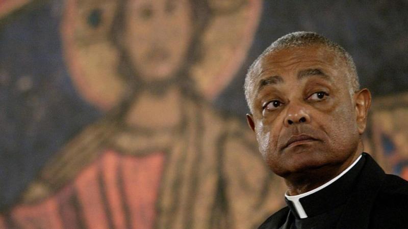 "El obispo de lujo" pide disculpas y podría vender su mansión