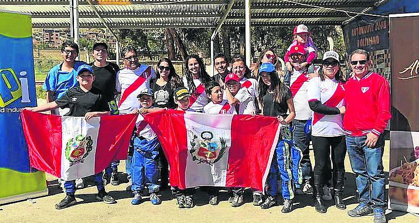 Kartistas arequipeños triunfan en La Paz