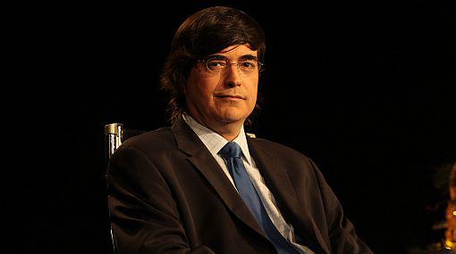 Jaime Bayly preocupa a sus fans con esta foto en Facebook (VIDEO)