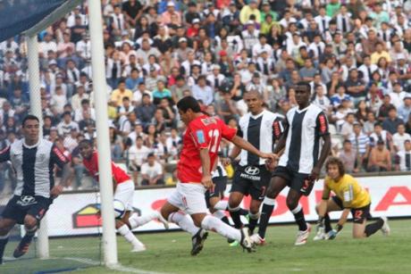 Locura en Chiclayo con triunfo de Juan Aurich sobre Alianza Lima en Matute
