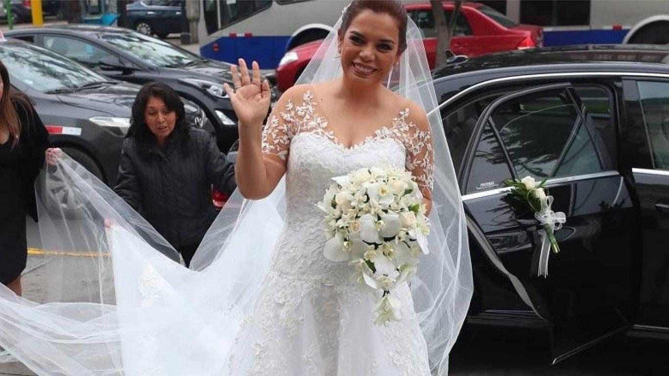 La periodista Milagros Leiva se casó el sábado en iglesia de Miraflores (FOTOS)